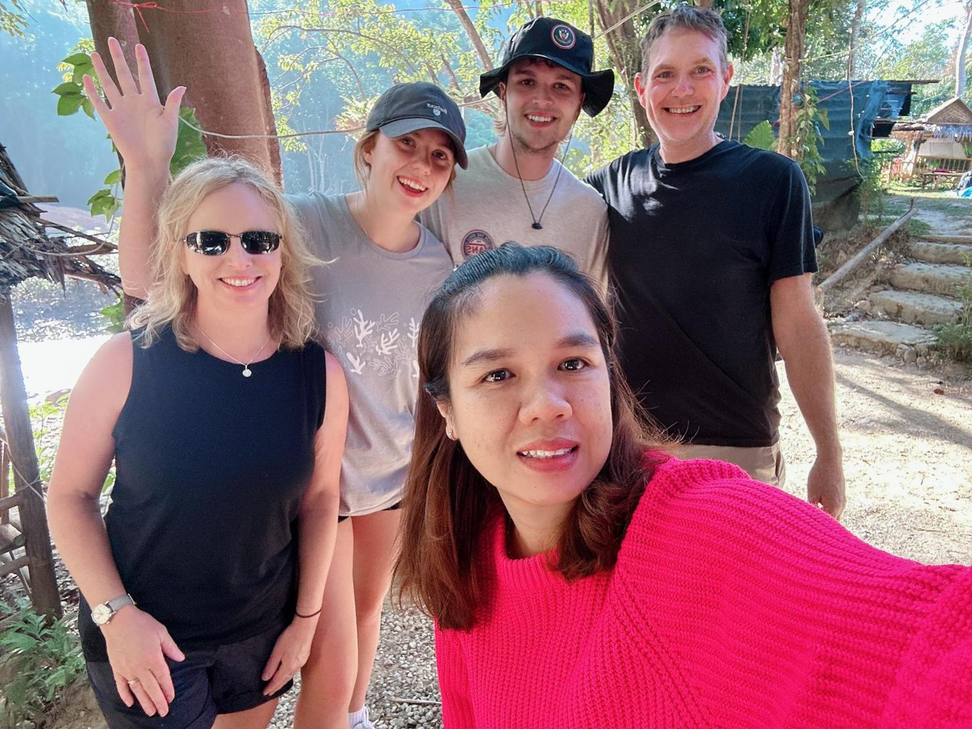 ホテル Khaosok August Freedom Camp Khao Sok National Park エクステリア 写真