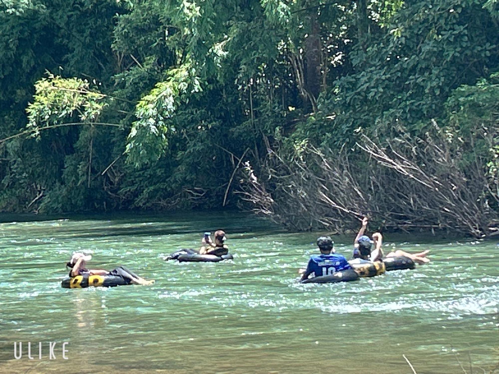 ホテル Khaosok August Freedom Camp Khao Sok National Park エクステリア 写真